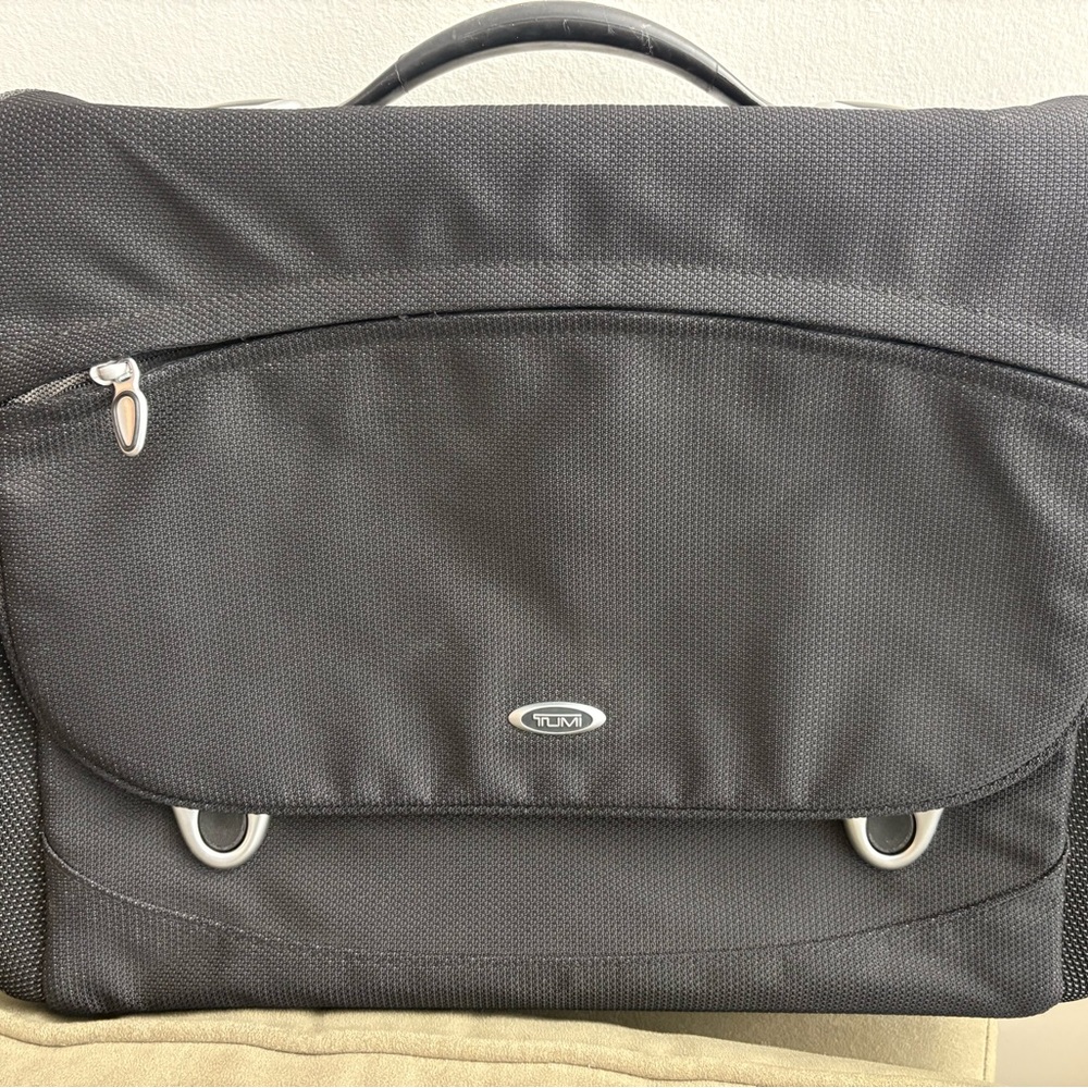 Tumi Black Messenger Bag with Professional Design